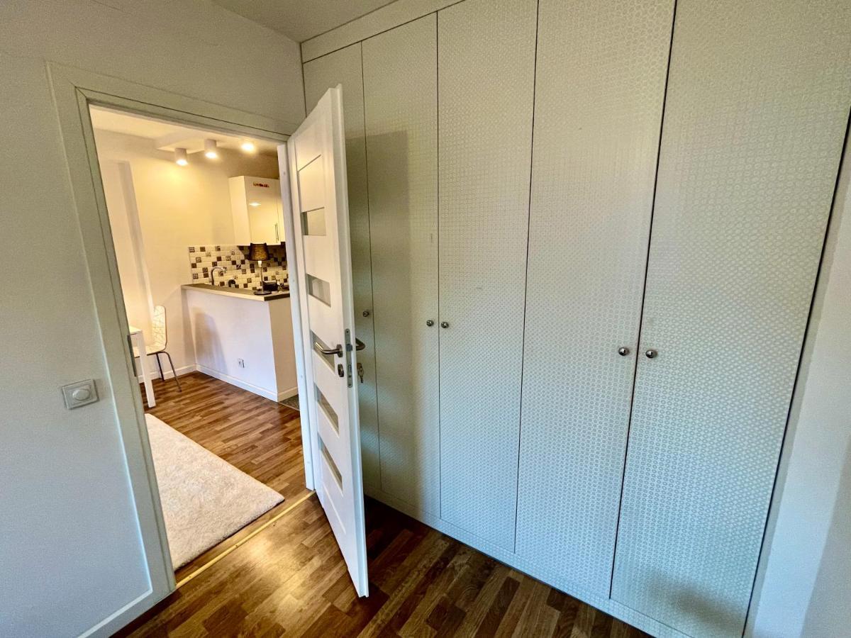 Apartamento Decor 2 Metro Fast Wifi 55'Tv Netflix Hbo Cozy Varsovia Exterior foto